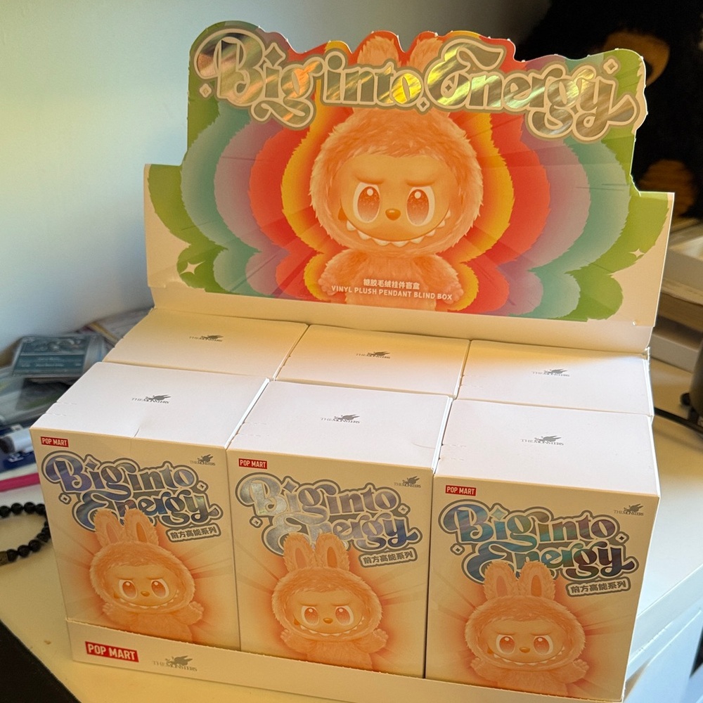 *SECRET* Pop Mart Big Into Energy LABUBU